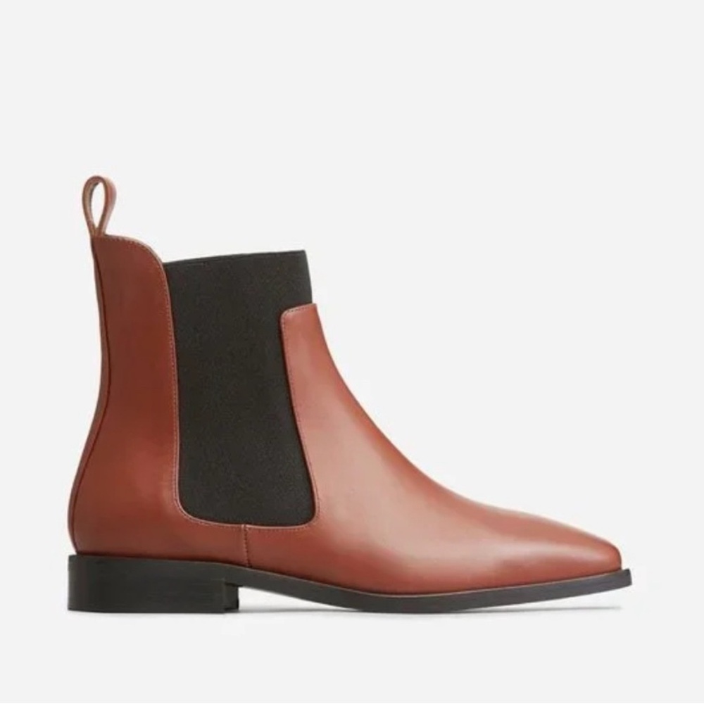 Everlane Italian leather Chelsea boots